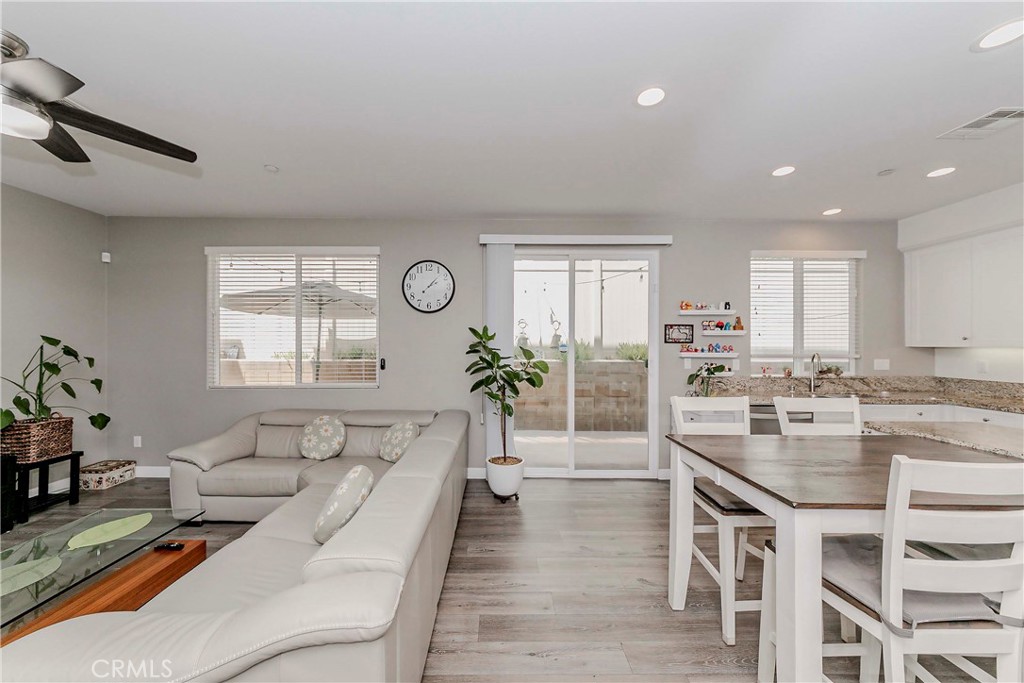 815 W 255th Street