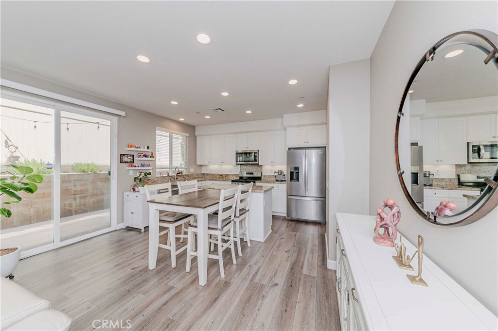 815 W 255th Street