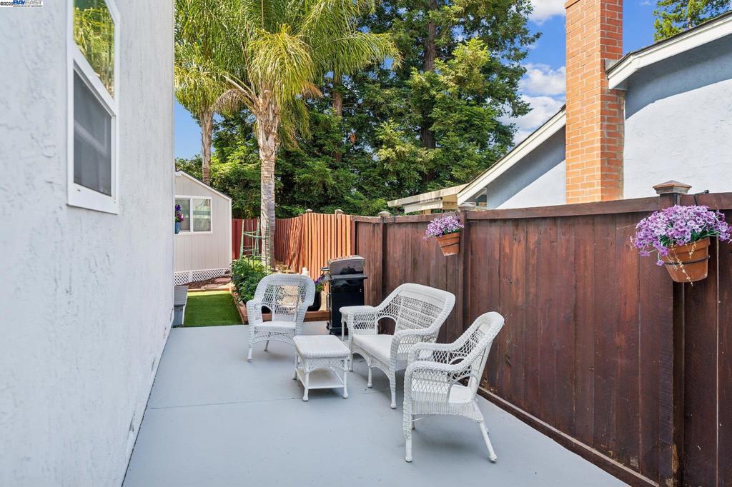 BOLLINGER HILLS - Residential