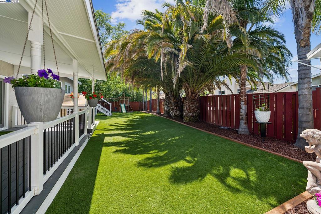 BOLLINGER HILLS - Residential