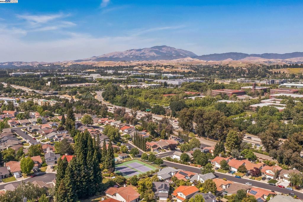 BOLLINGER HILLS - Residential