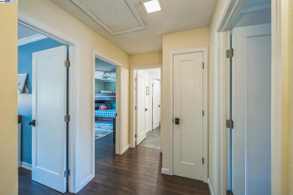 BOLLINGER HILLS - Residential
