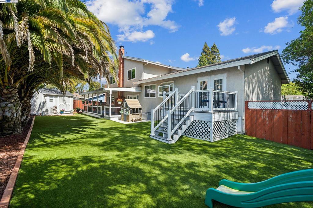 BOLLINGER HILLS - Residential