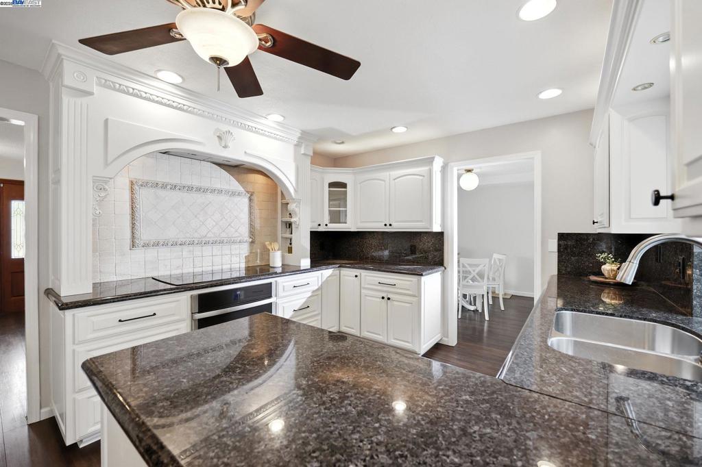 BOLLINGER HILLS - Residential