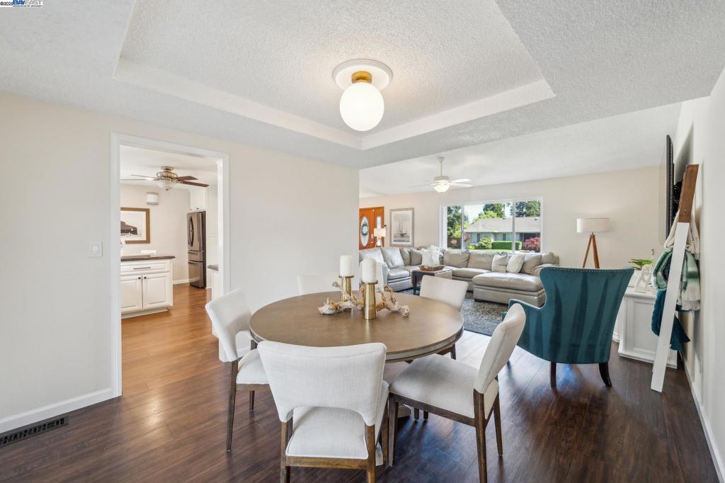 BOLLINGER HILLS - Residential