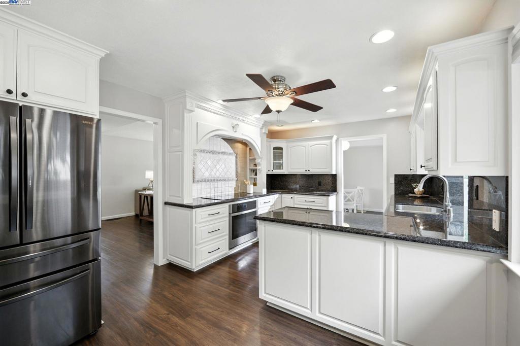 BOLLINGER HILLS - Residential