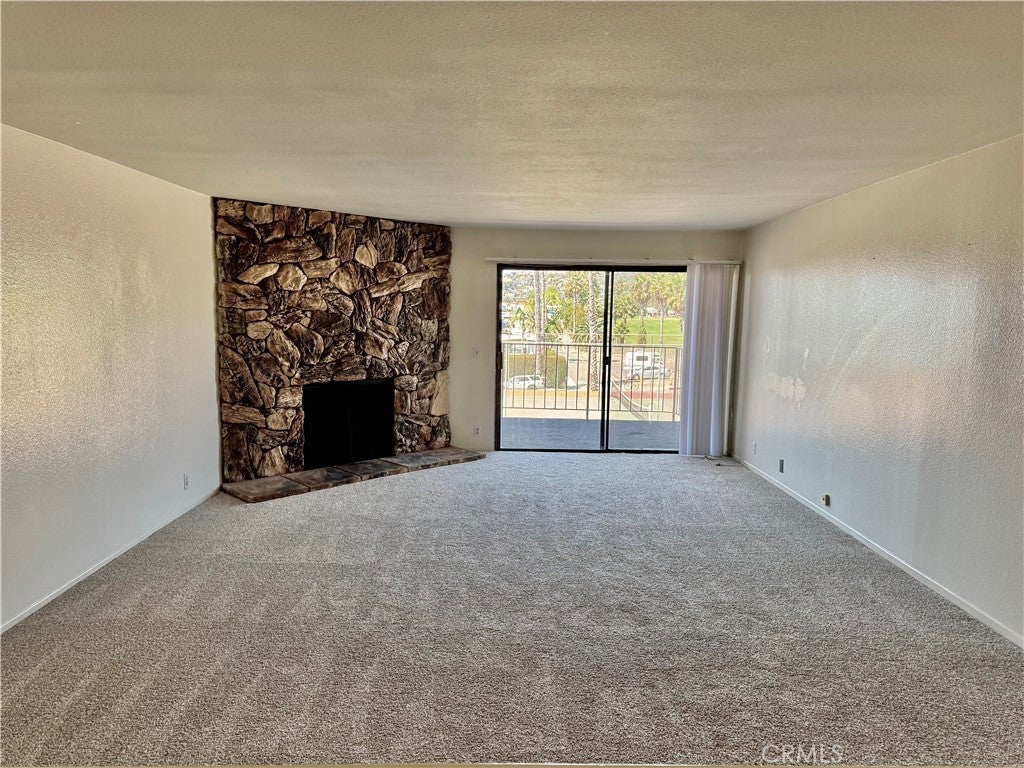 2501 S El Camino Real 23