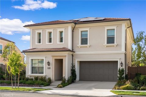 63 Longchamp Irvine CA 92602