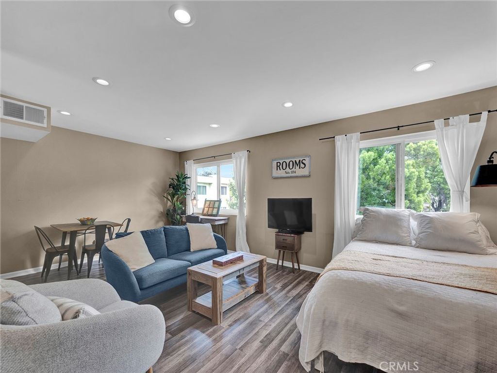 Photo of 11813 Runnymede Street #44, North Hollywood, CA 91605 (MLS # BB25243718)