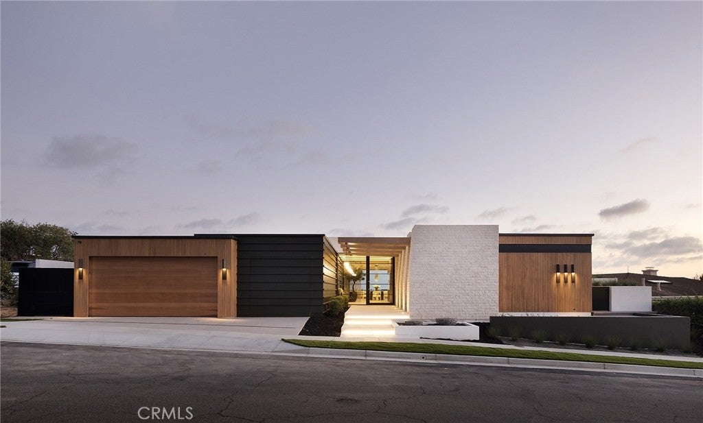2519 Harbor View Drive