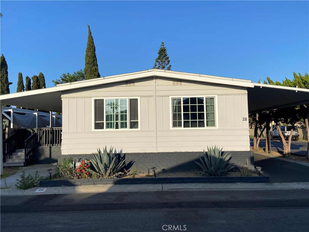 Welcome to this Remodeled 4 Bedroom 2 bath Home on a corner lot, Open floor plan, beautiful kitchen with an Island Recently New Roof AC and a brand-new porch with plenty of storage, Plenty of space for entertaining and family gatherings.