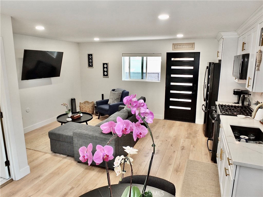 Sunset Beach (SUNB) - Residential Lease