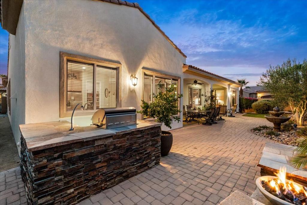 40426 Calle Estela