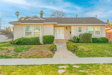 Photo of 10937 Mclennan Avenue, Granada Hills, CA 91344 (MLS # GD26109082)