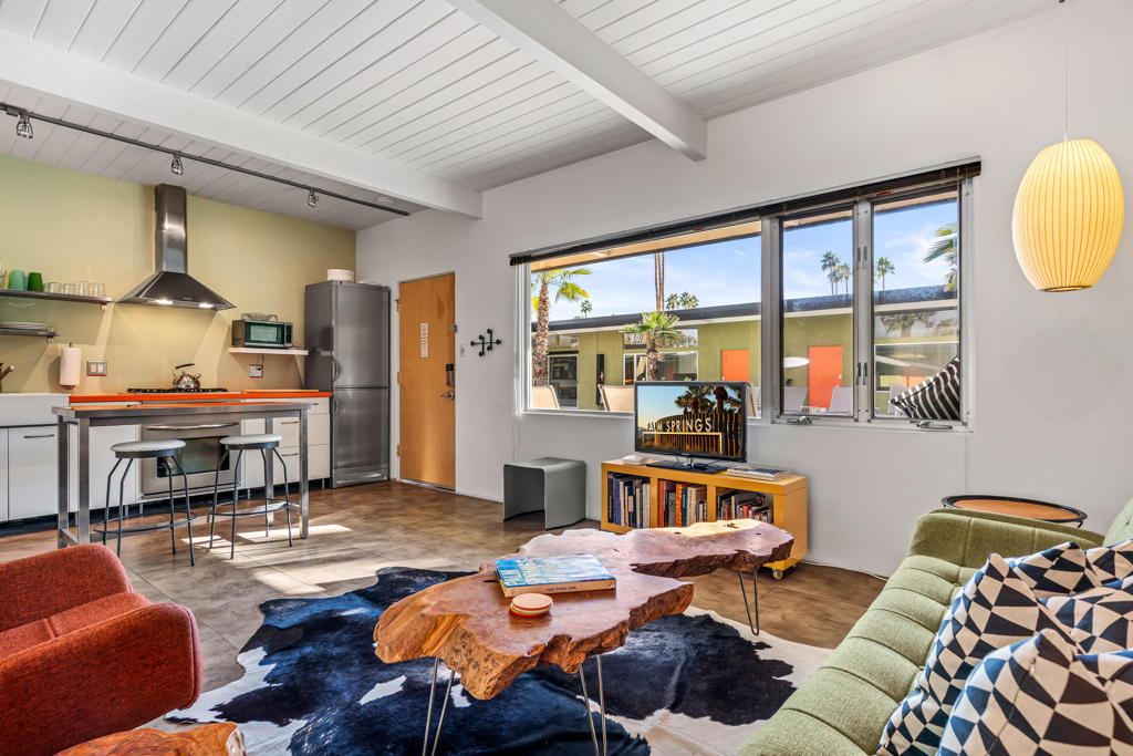 Tahquitz River Estat - Residential