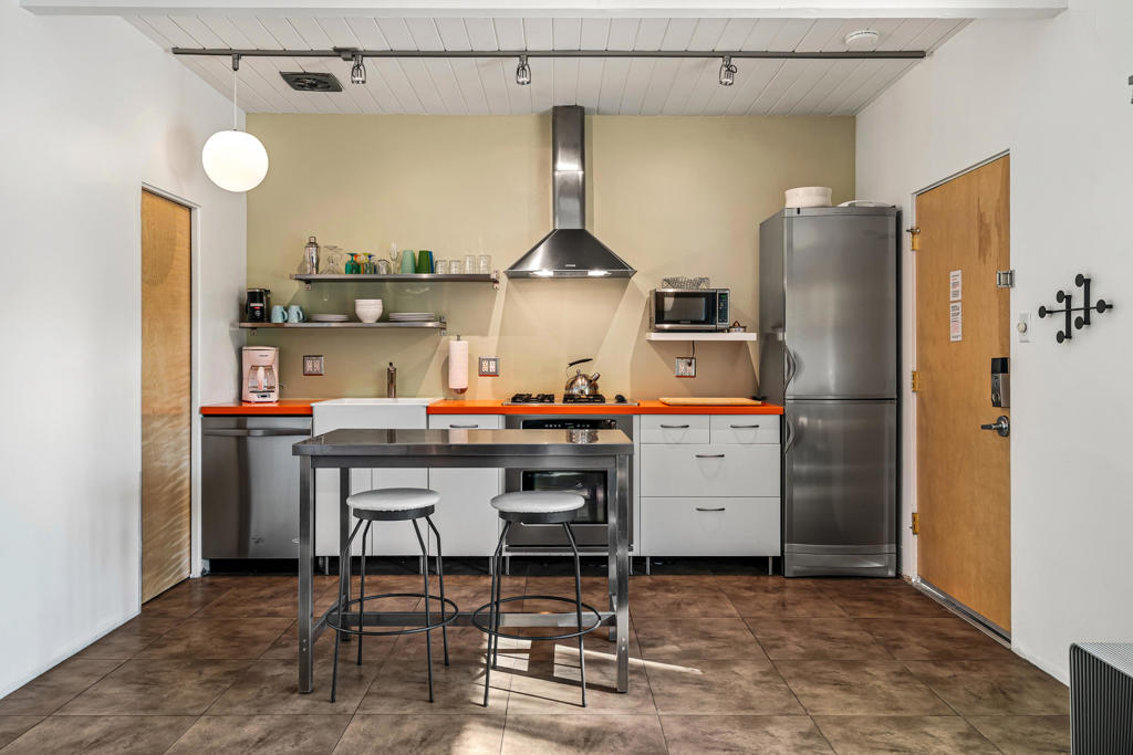 Tahquitz River Estat - Residential