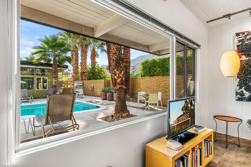 Tahquitz River Estat - Residential