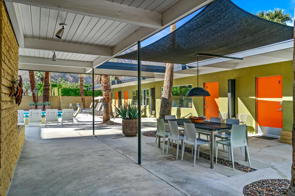 Tahquitz River Estat - Residential