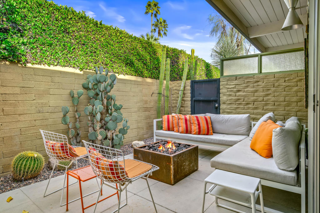 Tahquitz River Estat - Residential