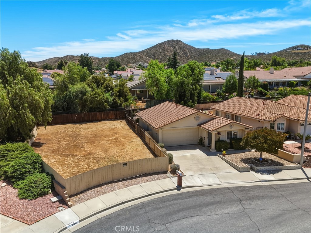 28042 Calle Vallarta
