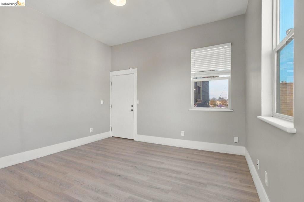 824 Peralta St 5 & 6