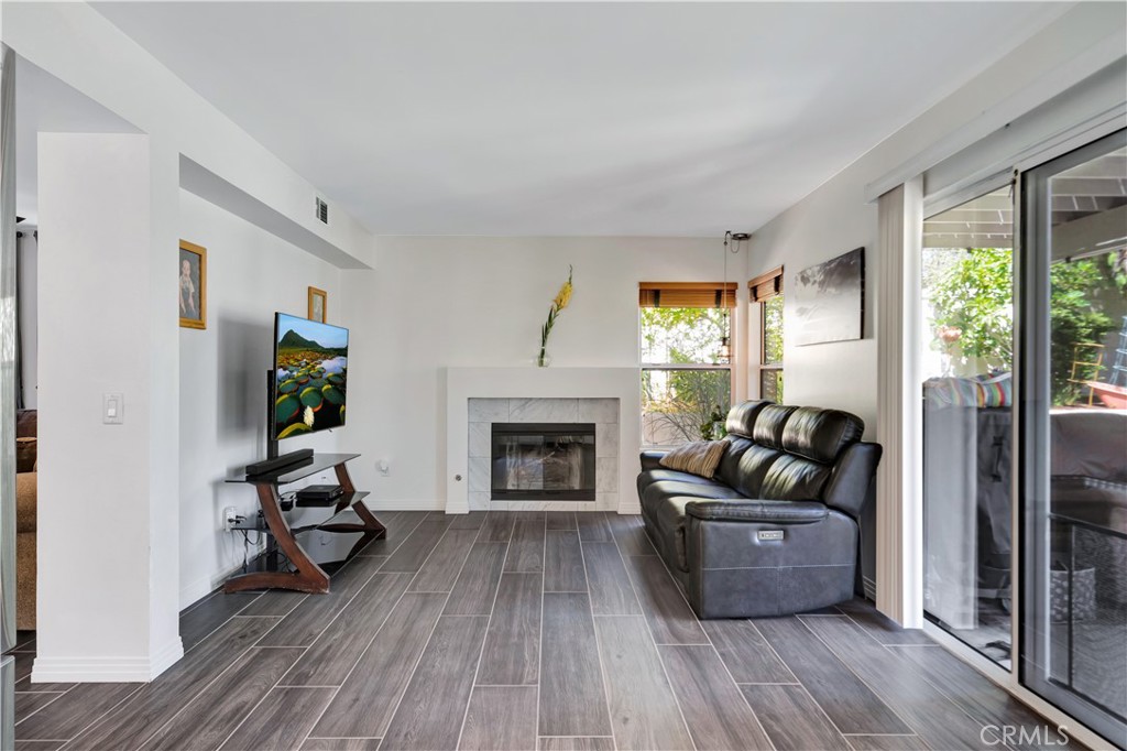 California Summit (CASU) - Residential