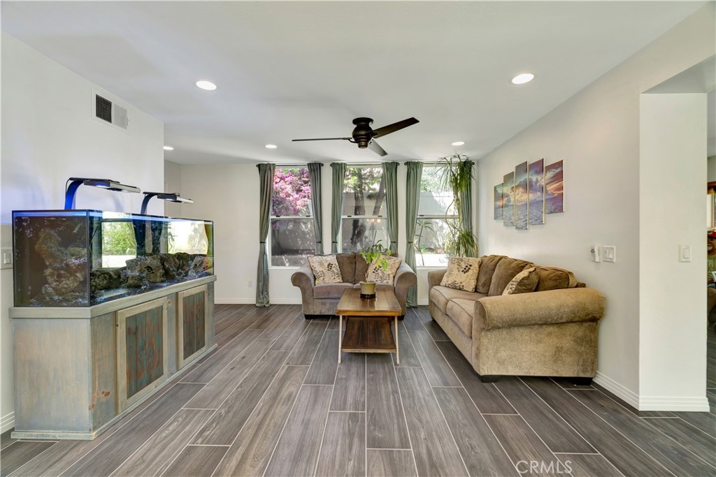 California Summit (CASU) - Residential