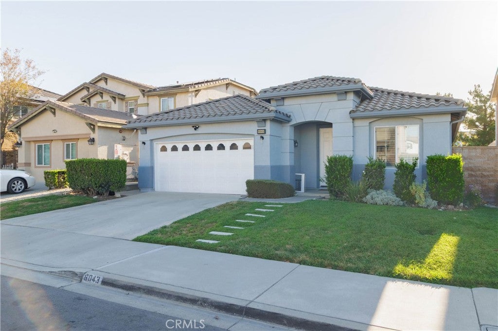 6043 Camargo Place
