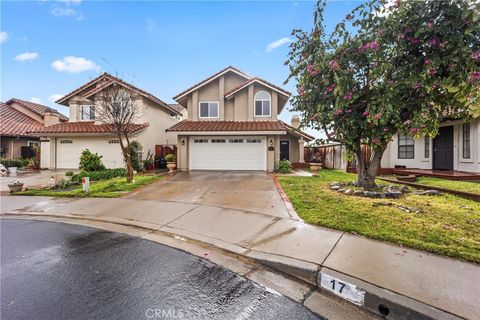 Photo of 17 Los Abitos, Rancho Santa Margarita, CA 92688 (MLS # PW26037034)