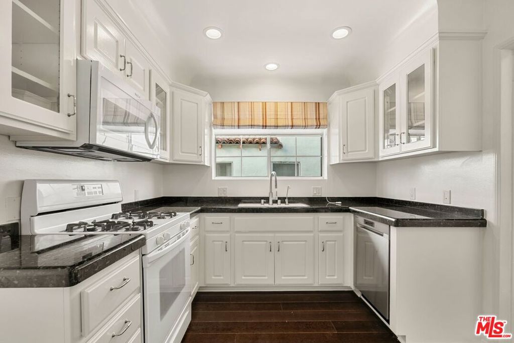 104 N Harper Avenue
