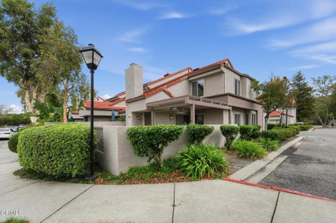 Photo of 983 Via Colinas, Westlake Village, CA 91362 (MLS # V1-39540)