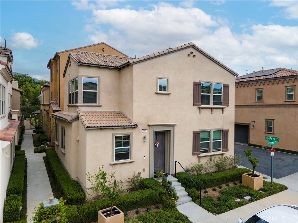 881 Pear Court