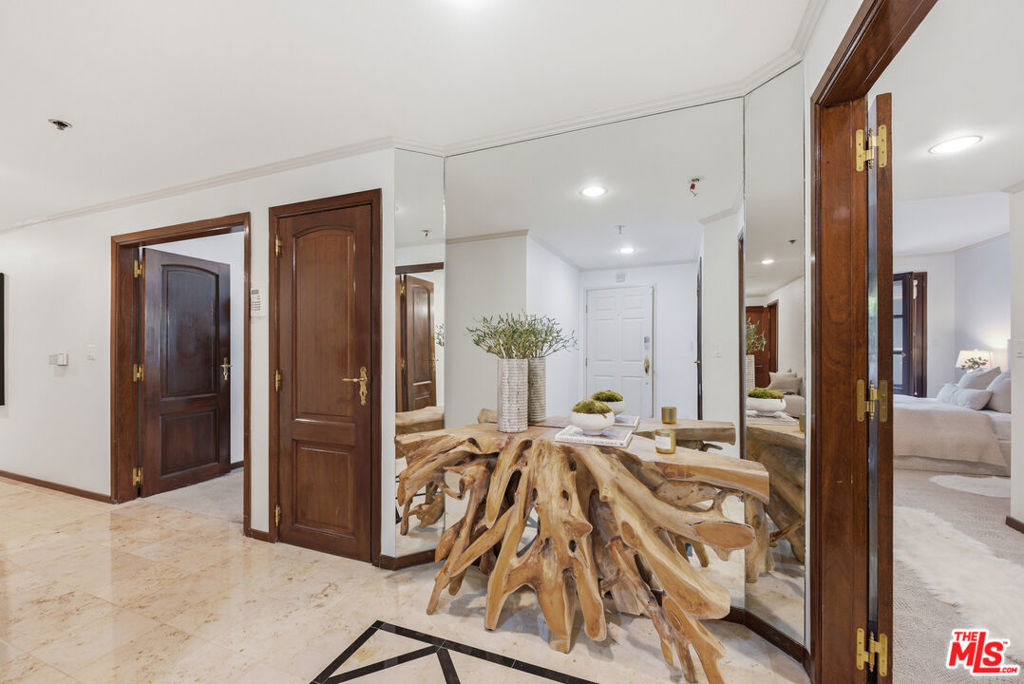 9249 Burton Way 305