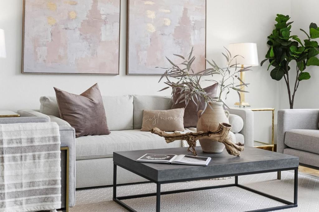 3909 Middlefield Road F