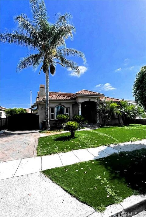 Photo of 7915 Harper Ave, Downey, CA 90241 (MLS # DW26088038)