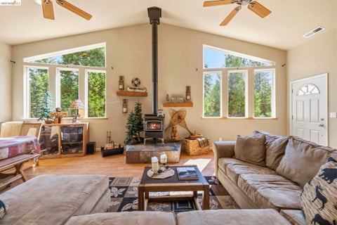 Photo of 29392 Alpine Dr DR, Cold Springs, CA 95335 (MLS # 41147079)
