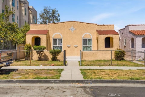 Photo of 8701 Menlo AVE, Los Angeles, CA 90044 (MLS # RS26111106)