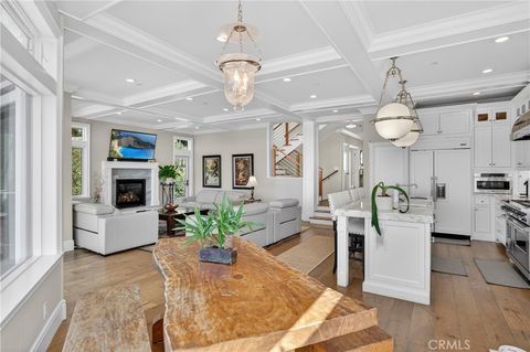 Tiny photo for 405 Blumont Street, Laguna Beach, CA 92651 (MLS # OC26028801)