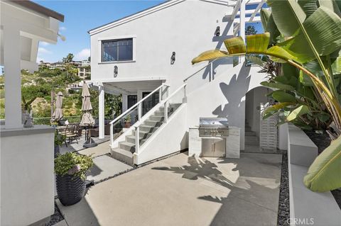 Tiny photo for 405 Blumont Street, Laguna Beach, CA 92651 (MLS # OC26028801)