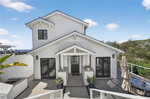 Tiny photo for 405 Blumont Street, Laguna Beach, CA 92651 (MLS # OC26028801)