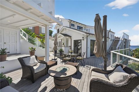 Tiny photo for 405 Blumont Street, Laguna Beach, CA 92651 (MLS # OC26028801)