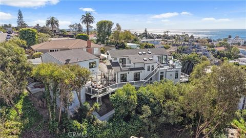 Tiny photo for 405 Blumont Street, Laguna Beach, CA 92651 (MLS # OC26028801)