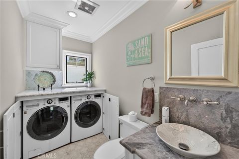 Tiny photo for 405 Blumont Street, Laguna Beach, CA 92651 (MLS # OC26028801)