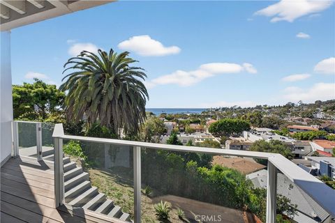 Tiny photo for 405 Blumont Street, Laguna Beach, CA 92651 (MLS # OC26028801)