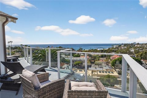 Tiny photo for 405 Blumont Street, Laguna Beach, CA 92651 (MLS # OC26028801)