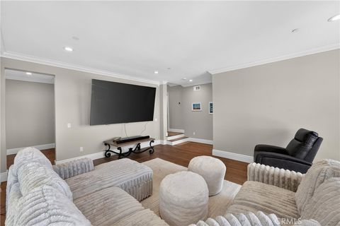 Tiny photo for 405 Blumont Street, Laguna Beach, CA 92651 (MLS # OC26028801)