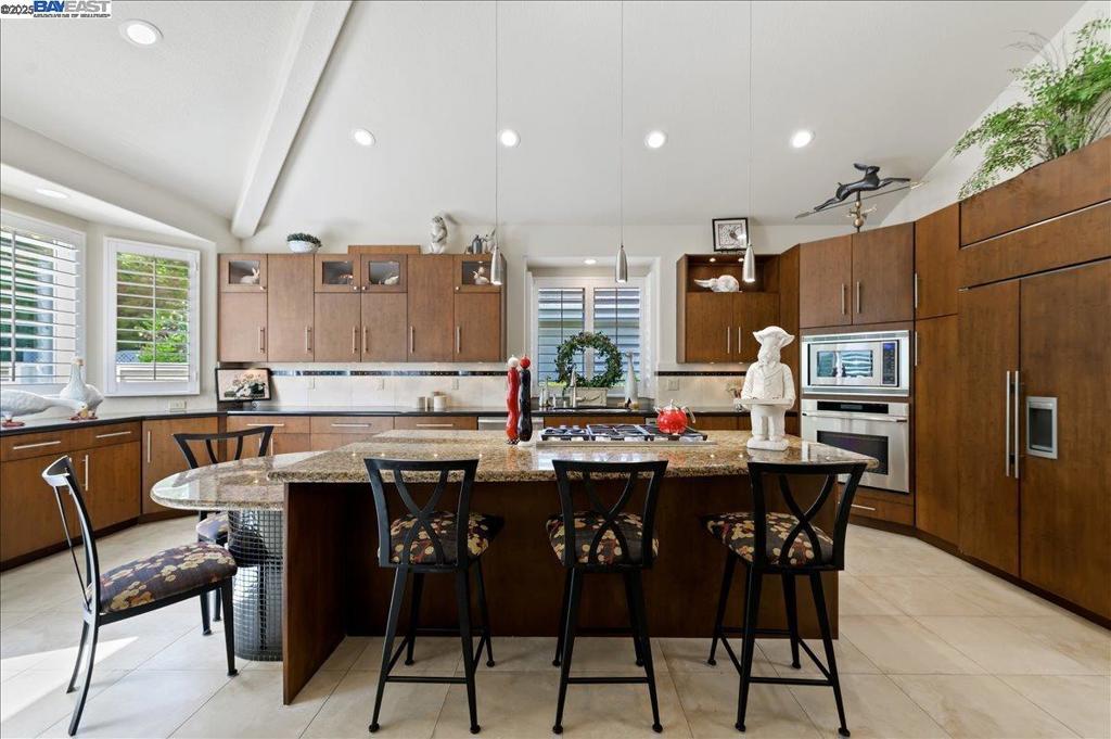 GOLDEN EAGLE - Residential