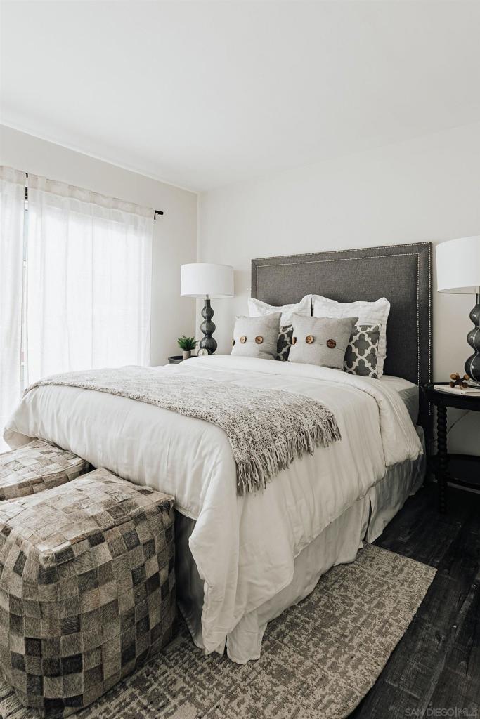 Properties 4 4652 Don Lorenzo Dr A