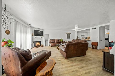 Photo of 302 Travelodge Drive, El Cajon, CA 92020 (MLS # PTP2506687) Photo of 302 Travelodge Drive, El Cajon, CA 92020 (MLS # PTP2506687)