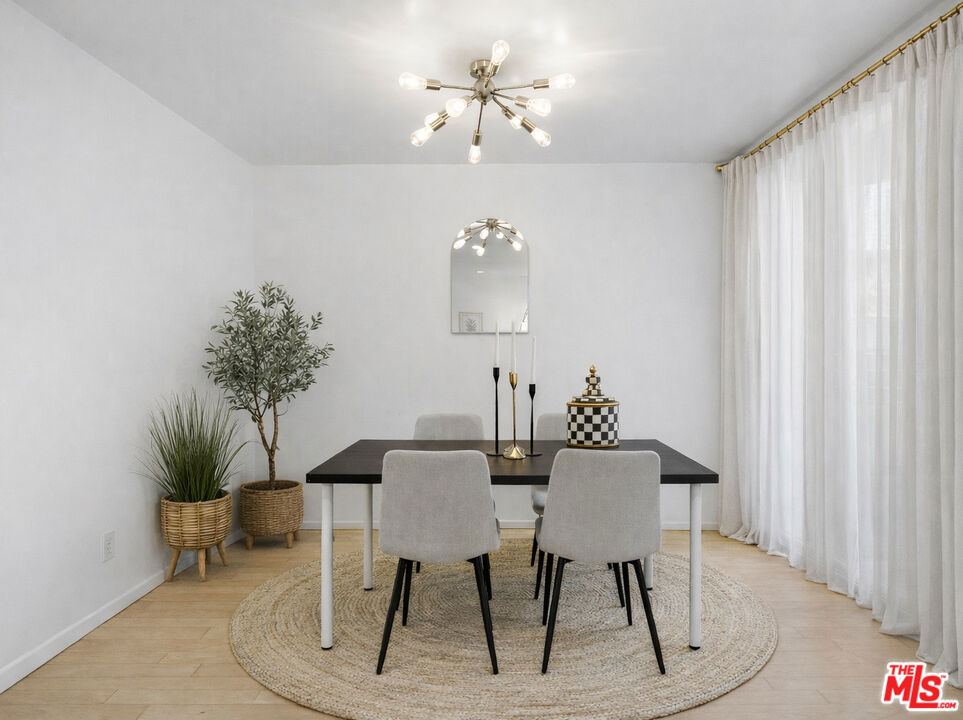 1807 Camden Avenue 4